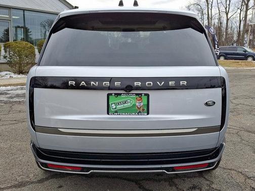 2023 Land Rover Range Rover P400 SE