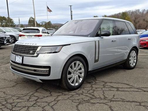 2023 Land Rover Range Rover P400 SE