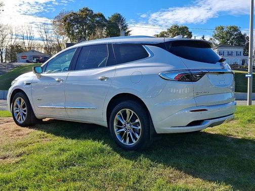 2024 Buick Enclave Avenir