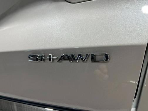 Platinum White Pearl 2026 Acura MDX Advance Package