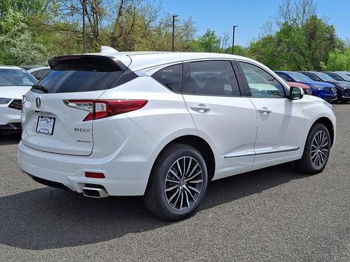 2025 Acura RDX Advance Package