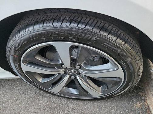 2025 Acura TLX Technology
