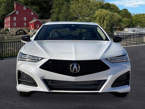 2025 Acura TLX Technology