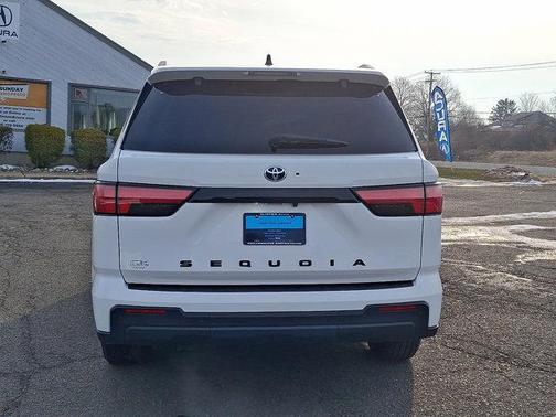 2023 Toyota Sequoia SR5