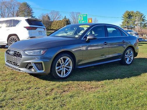 2021 Audi A4 45 S line quattro Premium