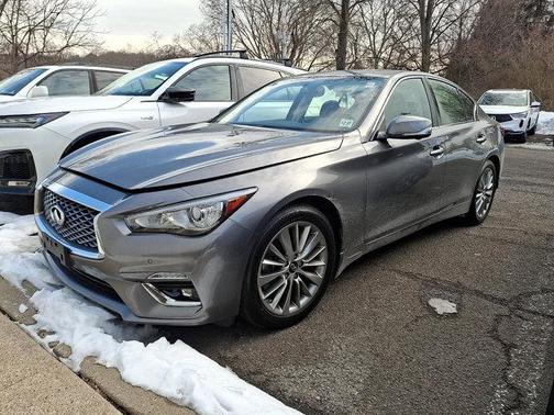 2023 INFINITI Q50 LUXE
