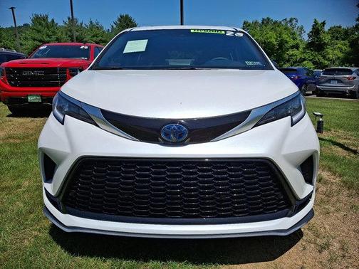 2023 Toyota Sienna XSE 25th Anniversary