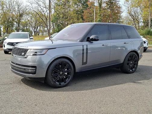 2023 Land Rover Range Rover P530 SE