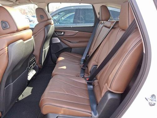 2025 Acura MDX Advance
