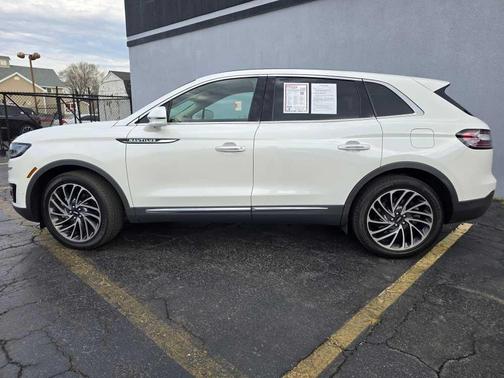 2020 Lincoln Nautilus Reserve