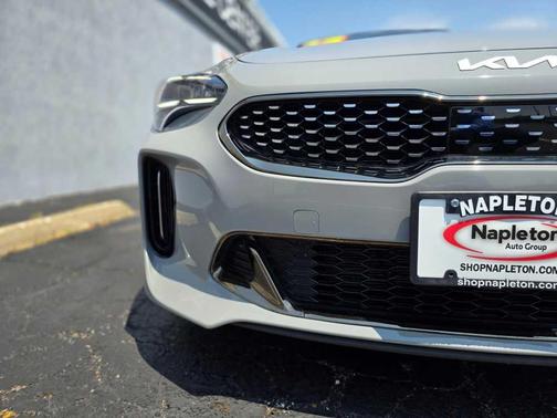 2023 Kia Stinger GT-Line
