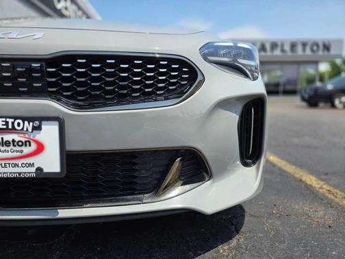 2023 Kia Stinger GT-Line