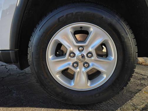 2016 Jeep Grand Cherokee Laredo