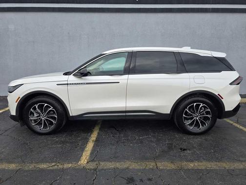 2024 Lincoln Nautilus Premiere