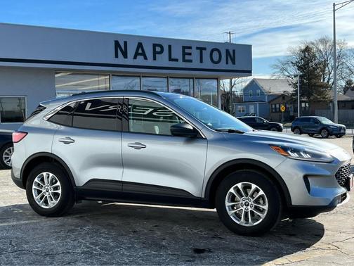 2022 Ford Escape SE