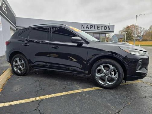 2024 Ford Escape ST-Line