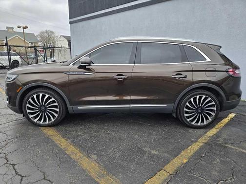 Ochre Brown 2019 Lincoln Nautilus Black Label