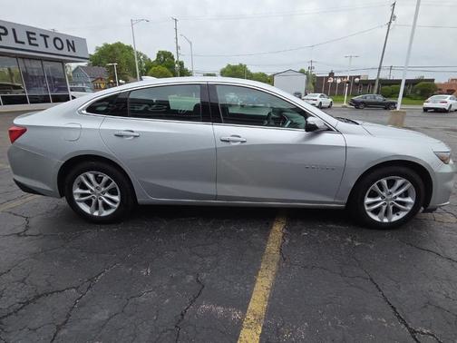 Silver Ice Metallic 2016 Chevrolet Malibu 1LT