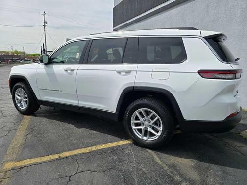 2021 Jeep Grand Cherokee L Laredo
