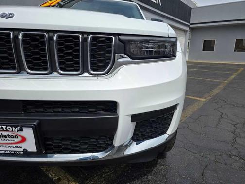 2021 Jeep Grand Cherokee L Laredo