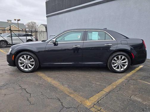 2015 Chrysler 300C Base