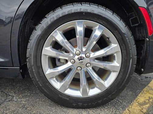 2015 Chrysler 300C Base