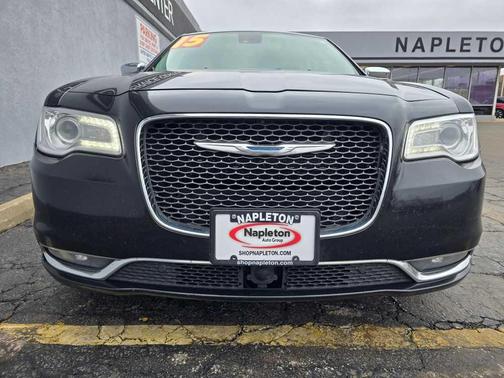 2015 Chrysler 300C Base