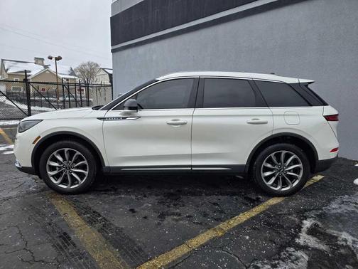 2021 Lincoln Corsair Standard