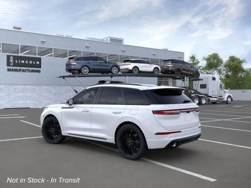 2025 Lincoln Corsair Premiere