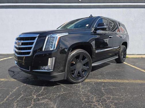 2017 Cadillac Escalade Luxury