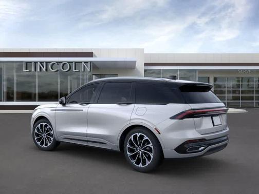2025 Lincoln Nautilus Reserve