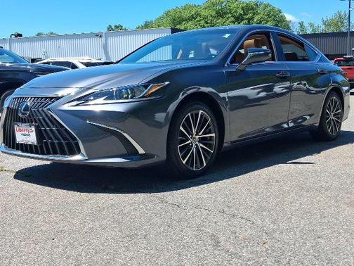 Cloudburst Gray 2022 Lexus ES 350 Base