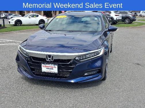 Obsidian Blue Pearl 2018 Honda Accord Touring