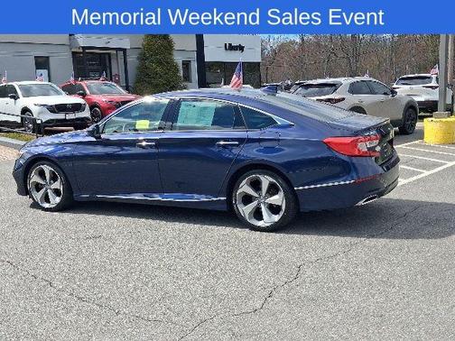 Obsidian Blue Pearl 2018 Honda Accord Touring