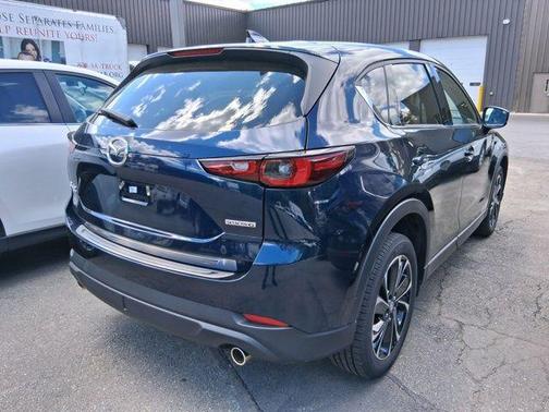 Deep Crystal Blue Mica 2023 Mazda CX-5 2.5 S