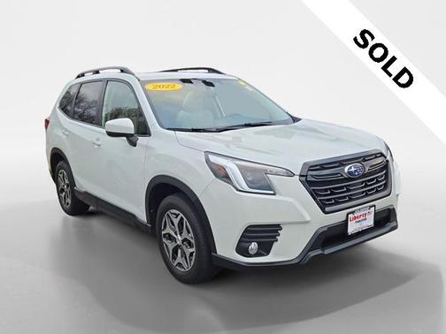 2022 Subaru Forester Premium