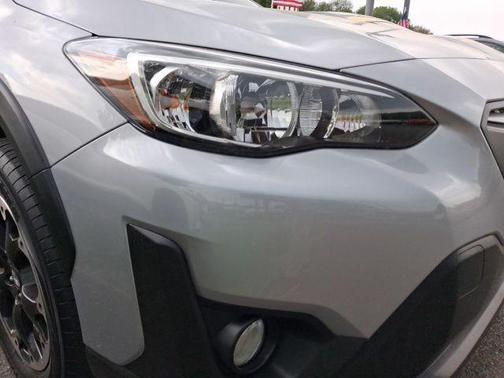 Ice Silver Metallic 2021 Subaru Crosstrek Premium