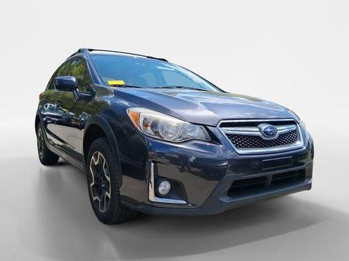 Dark Gray Metallic 2017 Subaru Crosstrek 2.0i Premium