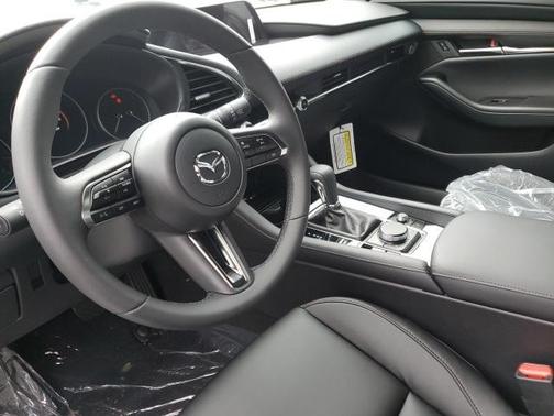 2025 Mazda Mazda3 FWD w/Preferred Package