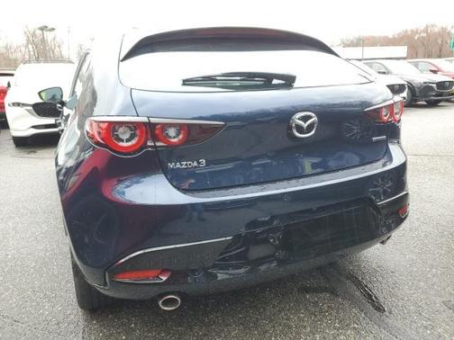 2025 Mazda Mazda3 FWD w/Preferred Package