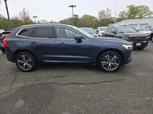 2019 Volvo XC60 T6 Momentum
