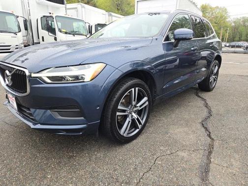 2019 Volvo XC60 T6 Momentum