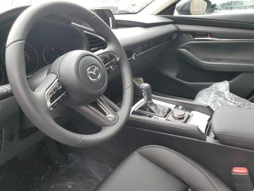 2025 Mazda Mazda3 FWD w/Preferred Package