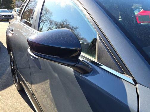 2023 Mazda CX-30 2.5 S Carbon Edition