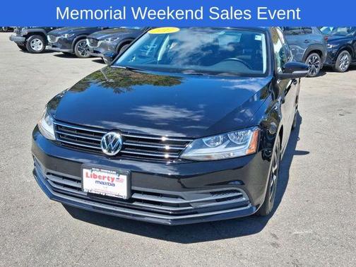 Black 2017 Volkswagen Jetta 1.4T SE