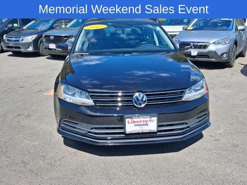 Black 2017 Volkswagen Jetta 1.4T SE