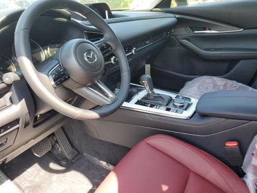2025 Mazda CX-30 2.5 S Carbon Edition