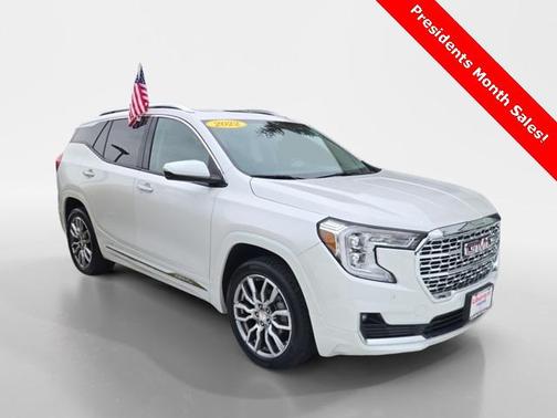 2022 GMC Terrain Denali