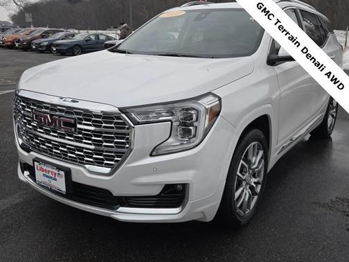 2022 GMC Terrain Denali