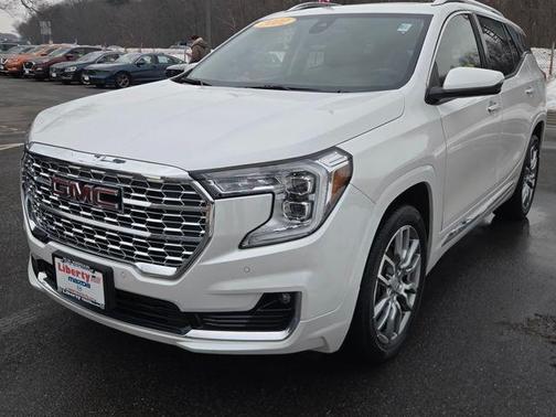 2022 GMC Terrain Denali